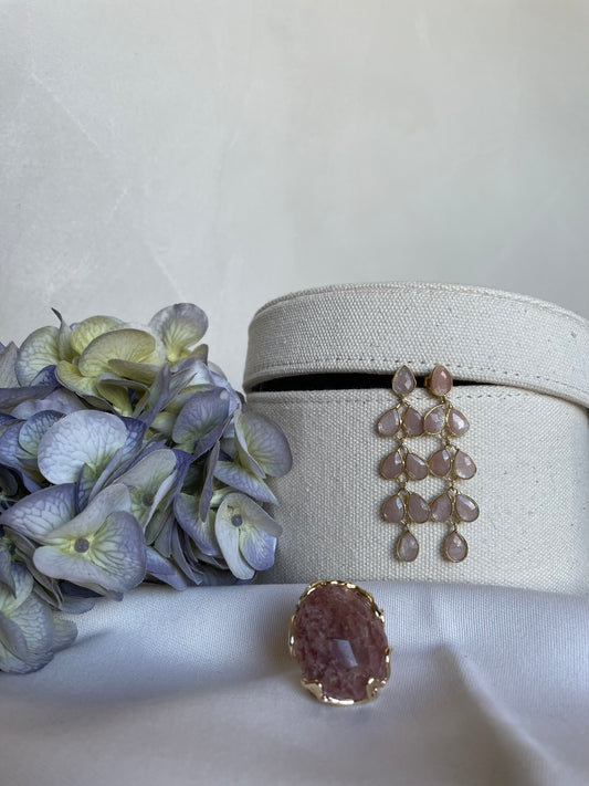 Statement Ring With Rose Quartz Stone